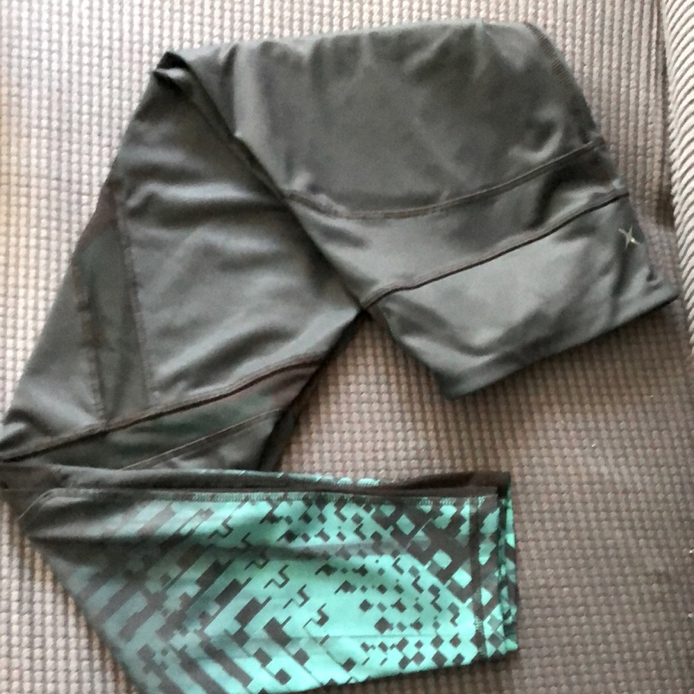 Express Core workout leggings